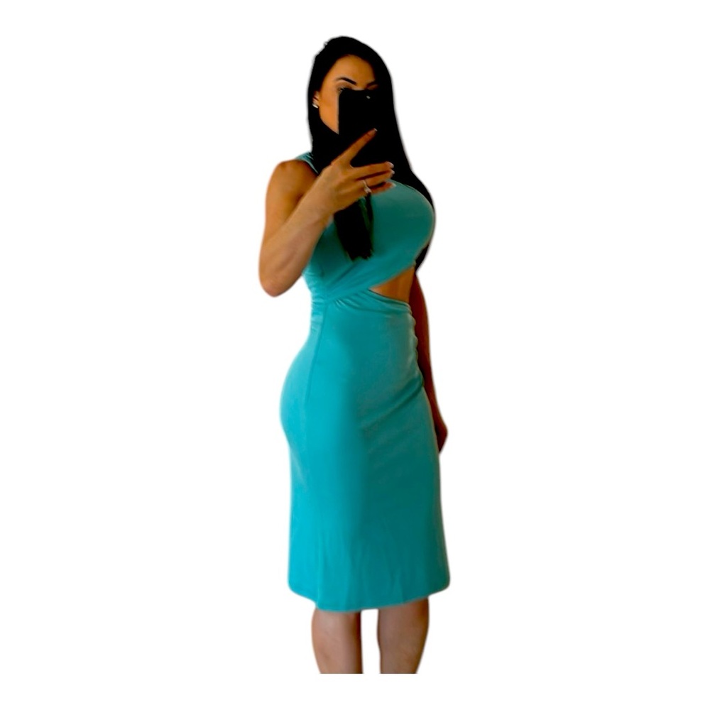 Dress Midi
Size: XS
Color: Green
Brand: Resolve